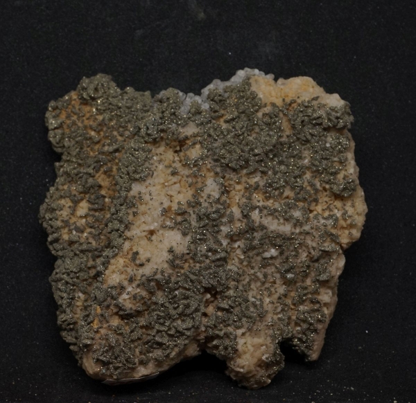 Pyrit auf Calcit - Herold